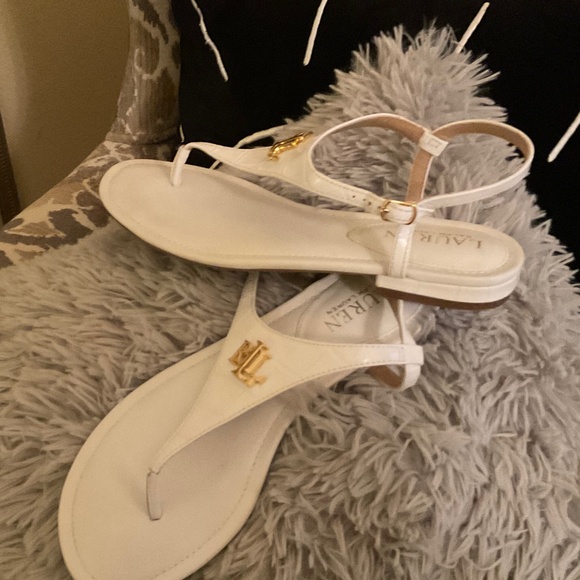 Sandals - Picture 1 of 5